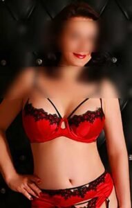 Mature Call Girls DLF City Phase 1 Gurgaon