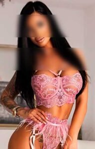 Young Escorts Mehrauli Gurgaon Road